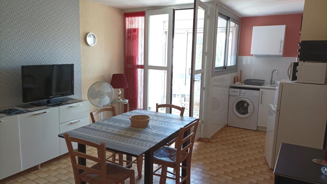 Lara 1 - Grand T2 Loggia Sans Vis-A-Vis Parking - Pres Centre-Port, Ile Des Loisirs, Plage Richelieu Agde Exterior foto