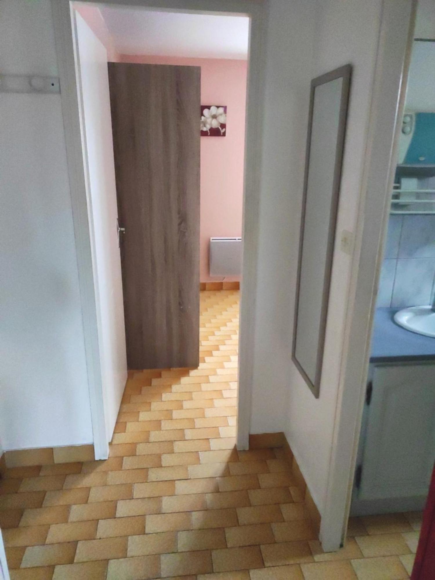 Lara 1 - Grand T2 Loggia Sans Vis-A-Vis Parking - Pres Centre-Port, Ile Des Loisirs, Plage Richelieu Agde Exterior foto